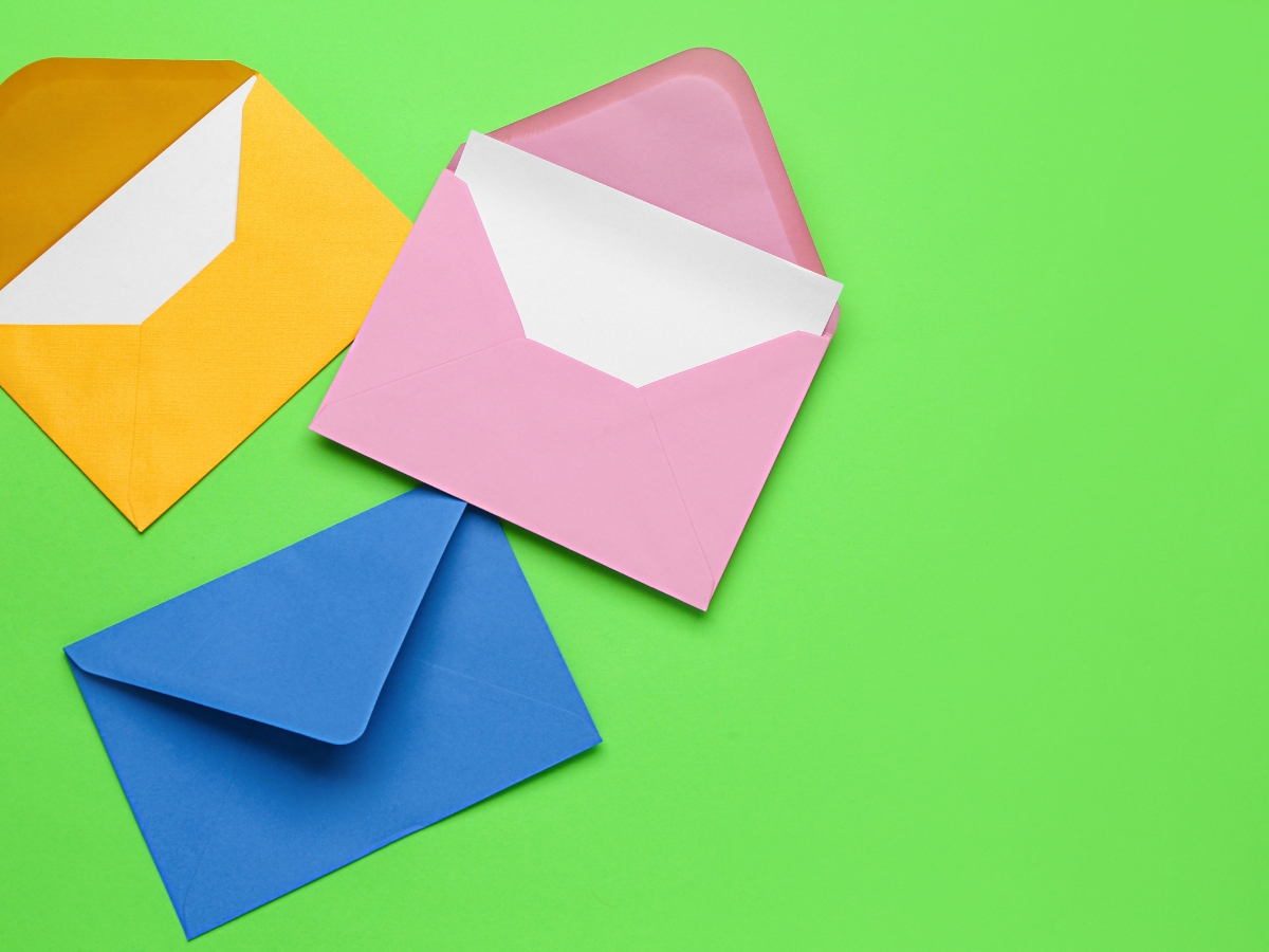 Personalised email picture on green background